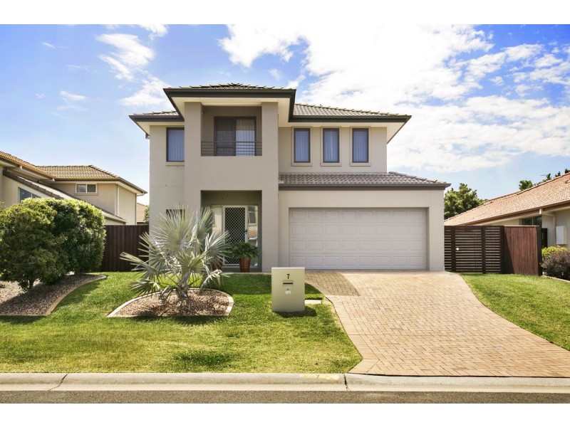 7 Rimu Place, Molendinar QLD 4214