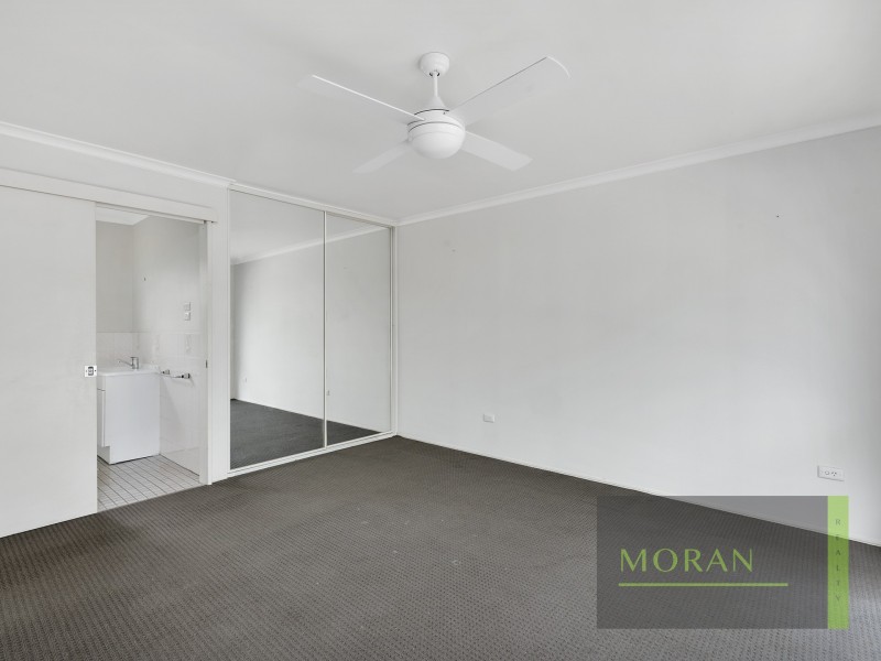 23 Yorkshire Crescent, Mount Warren Park QLD 4207