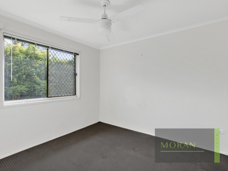 23 Yorkshire Crescent, Mount Warren Park QLD 4207