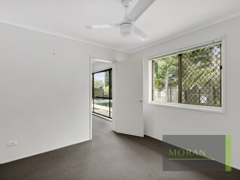 23 Yorkshire Crescent, Mount Warren Park QLD 4207