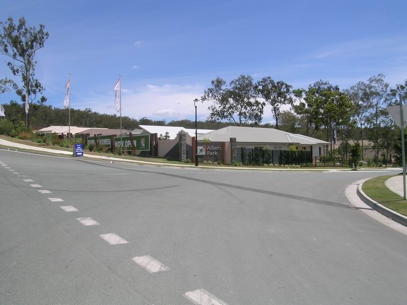 2 Wyndham Circuit, Holmview QLD 4207