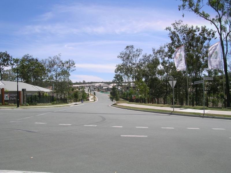 2 Wyndham Circuit, Holmview QLD 4207
