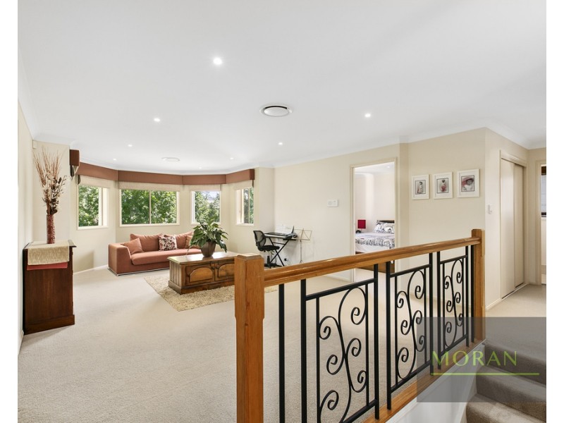 193 Crestwood Drive, Molendinar QLD 4214