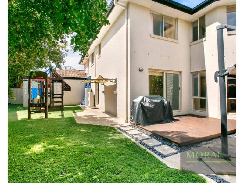193 Crestwood Drive, Molendinar QLD 4214