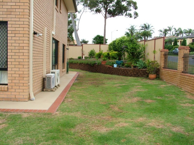 6 Yewleaf Place, Calamvale QLD 4116