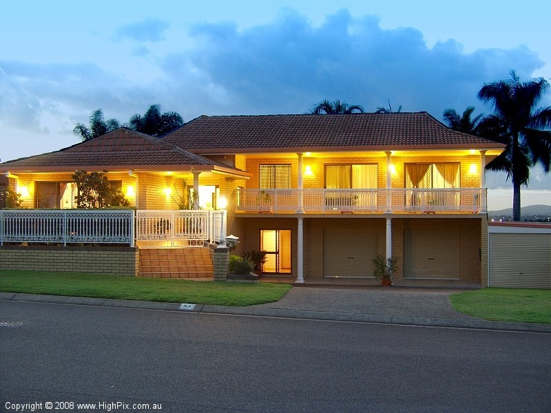 21 Hearnville Street, Robertson QLD 4109