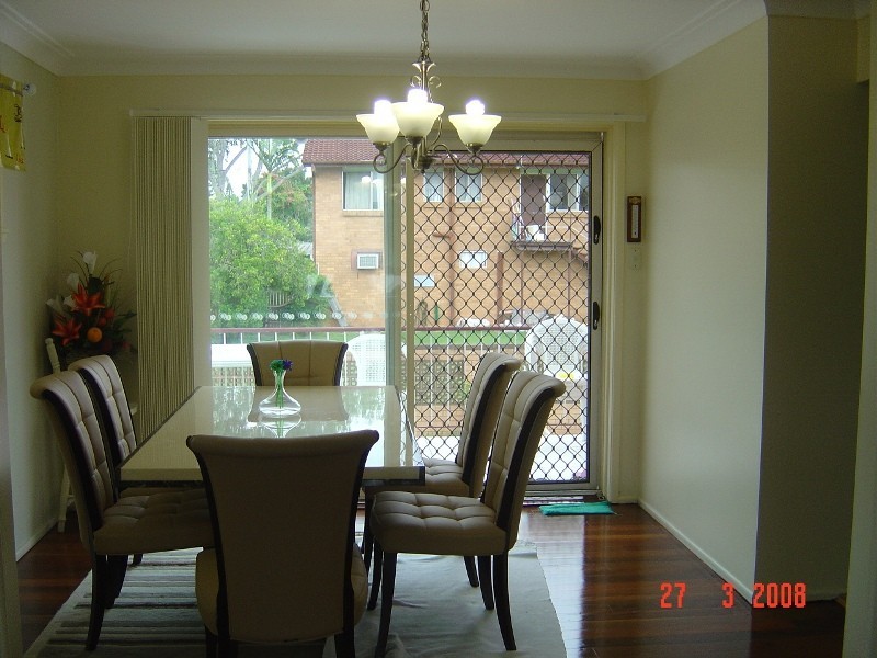 5 Provence Street, Macgregor QLD 4109