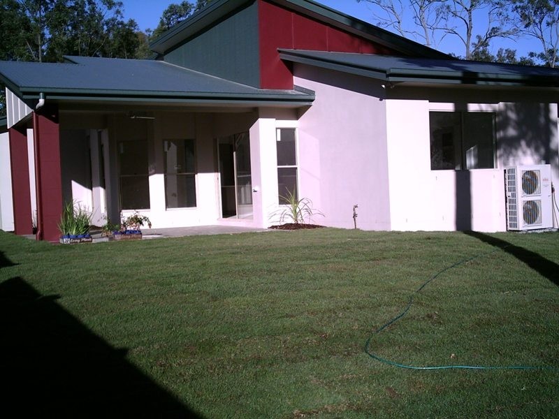 28 Ayesha Place, Calamvale QLD 4116