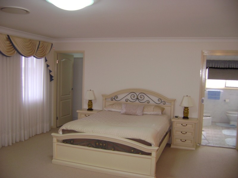 37 Demigre Street, Eight Mile Plains QLD 4113