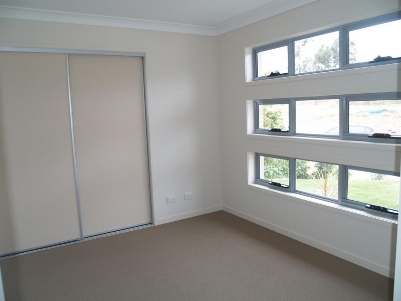 24 Larapinta Circuit, Parkinson QLD 4115