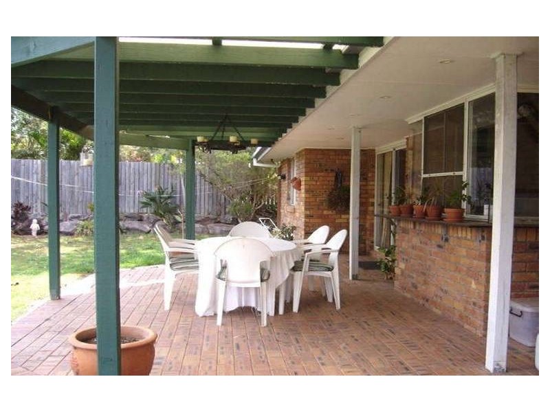 Stretton QLD 4116