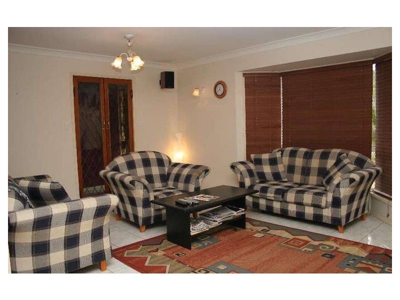 Stretton QLD 4116