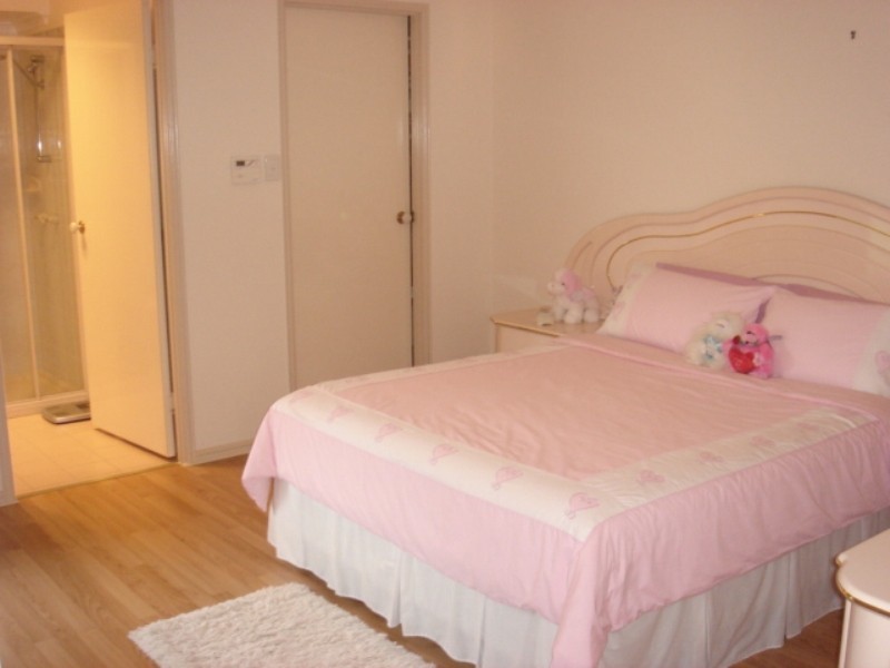 13 Poinciana Place, Eight Mile Plains QLD 4113