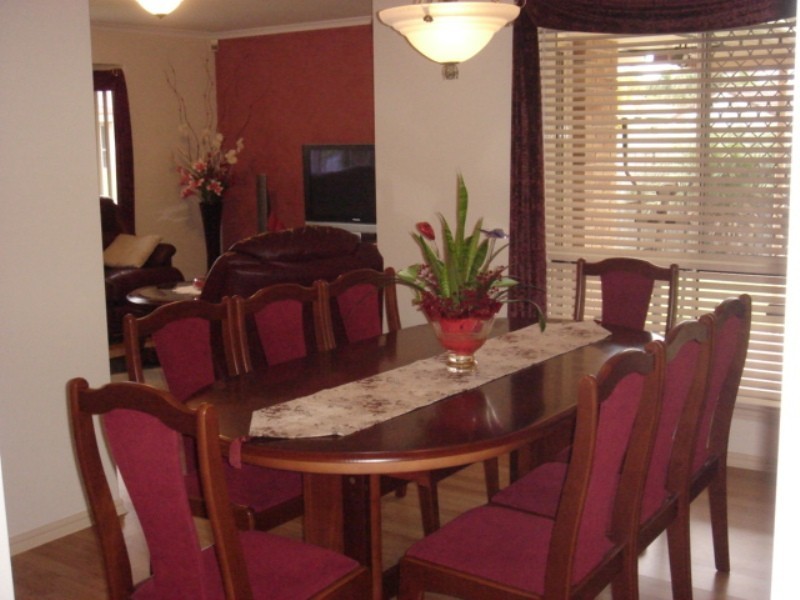 13 Poinciana Place, Eight Mile Plains QLD 4113