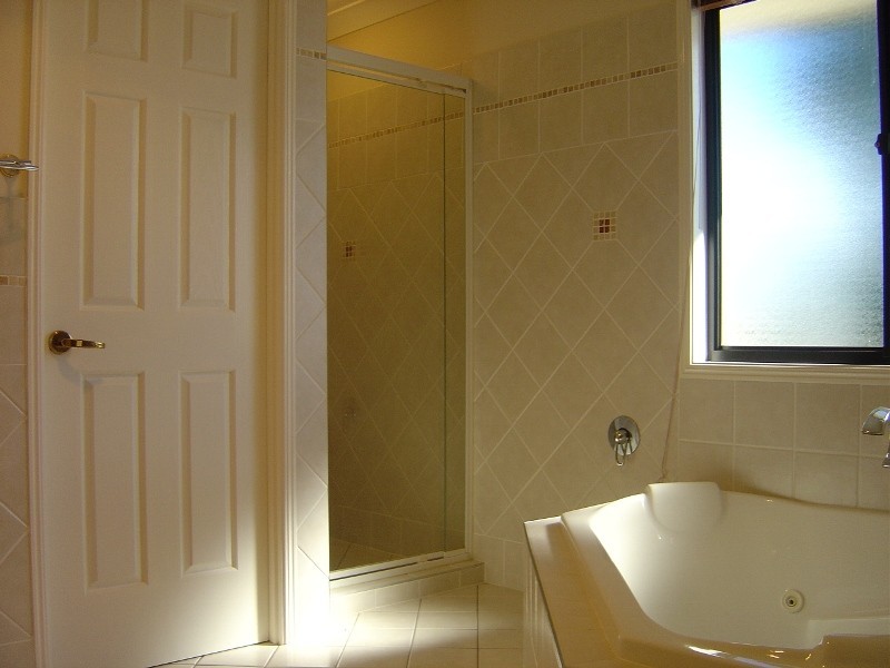 7 Cavallaro Street, Robertson QLD 4109