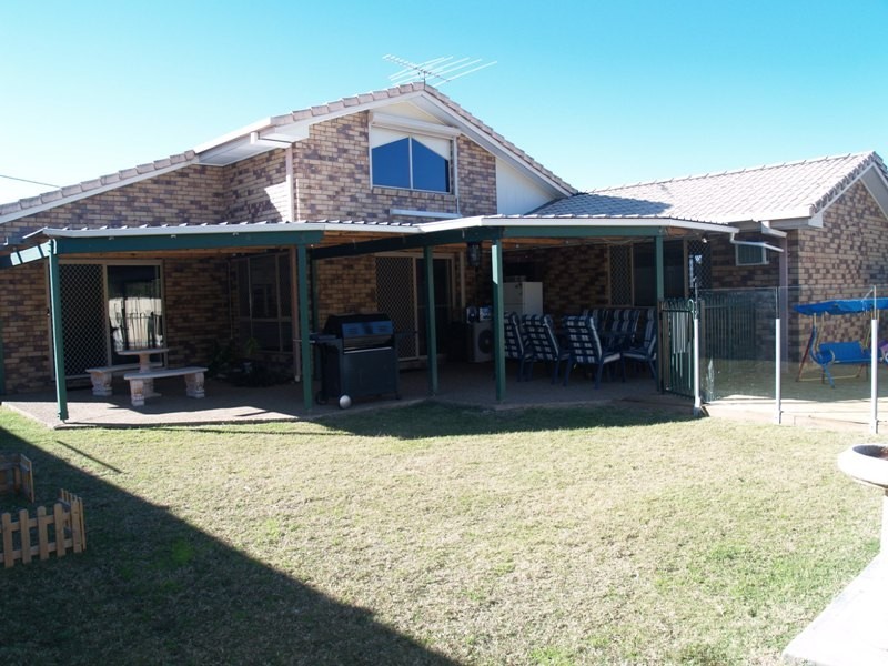 Regents Park QLD 4118