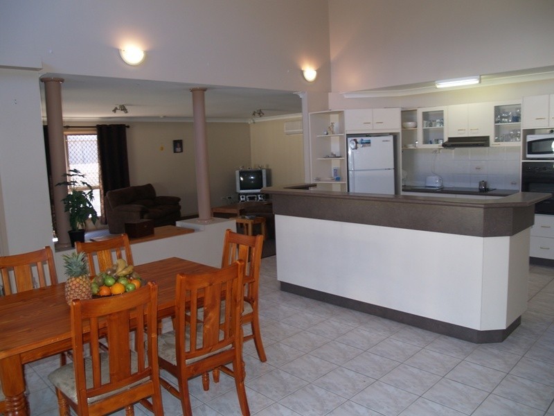 Regents Park QLD 4118