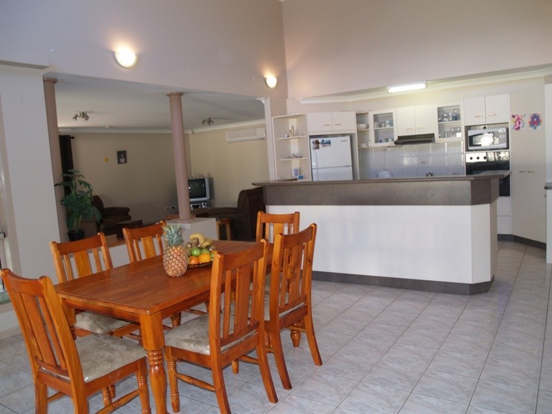 Regents Park QLD 4118