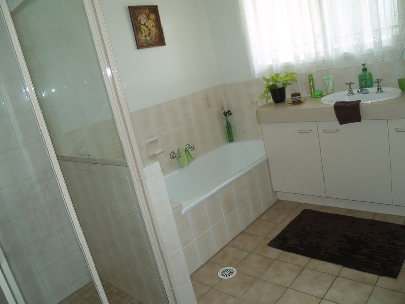 Chambers Flat QLD 4133