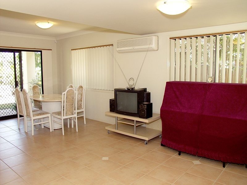 Robertson QLD 4109