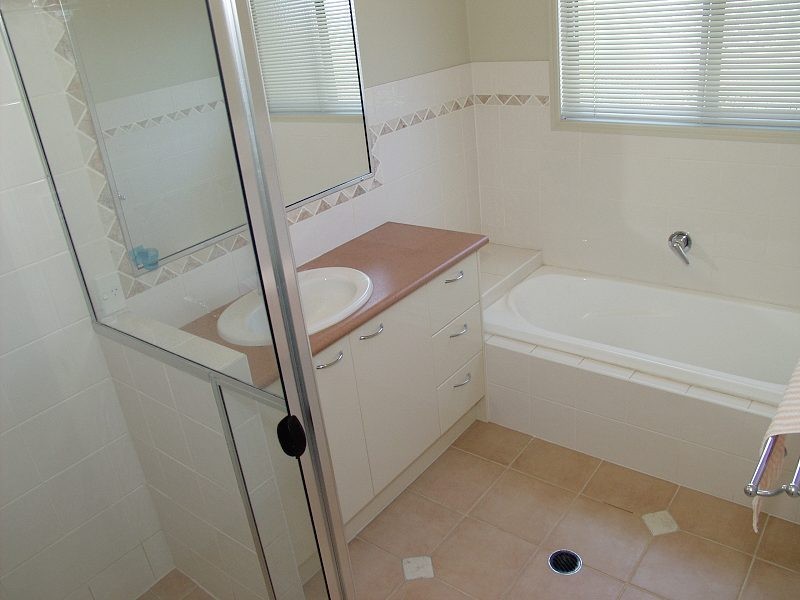 Robertson QLD 4109