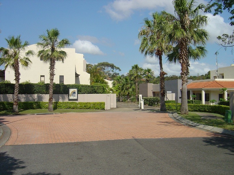 40/45 Barrett Street, Robertson QLD 4109