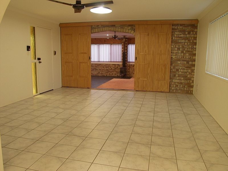 Regents Park QLD 4118