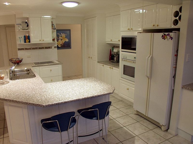 2 Seaton Place, Parkinson QLD 4115