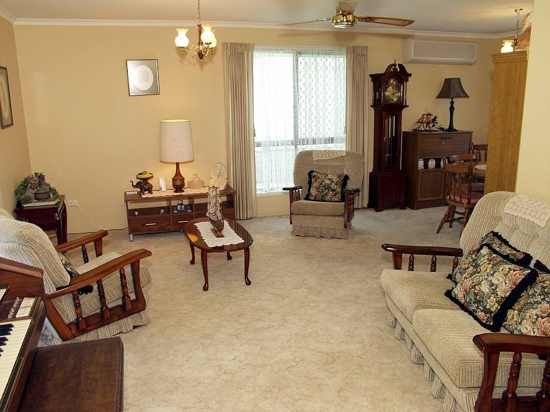 25 Dryade Street, Regents Park QLD 4118