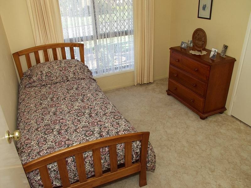 25 Dryade Street, Regents Park QLD 4118