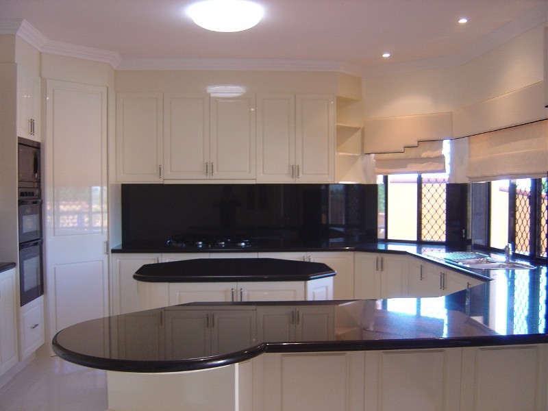 127 Lancaster Circuit, Stretton QLD 4116