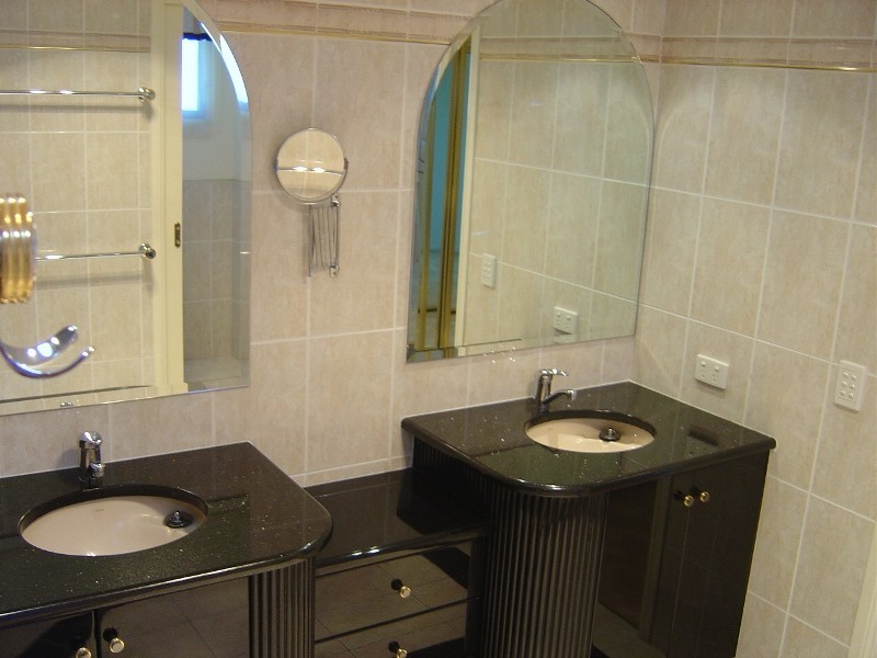 127 Lancaster Circuit, Stretton QLD 4116