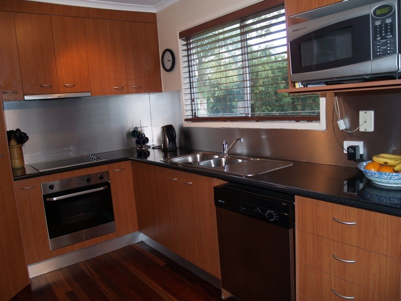 Crestmead QLD 4132