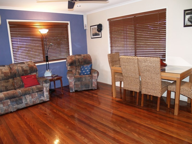 Crestmead QLD 4132