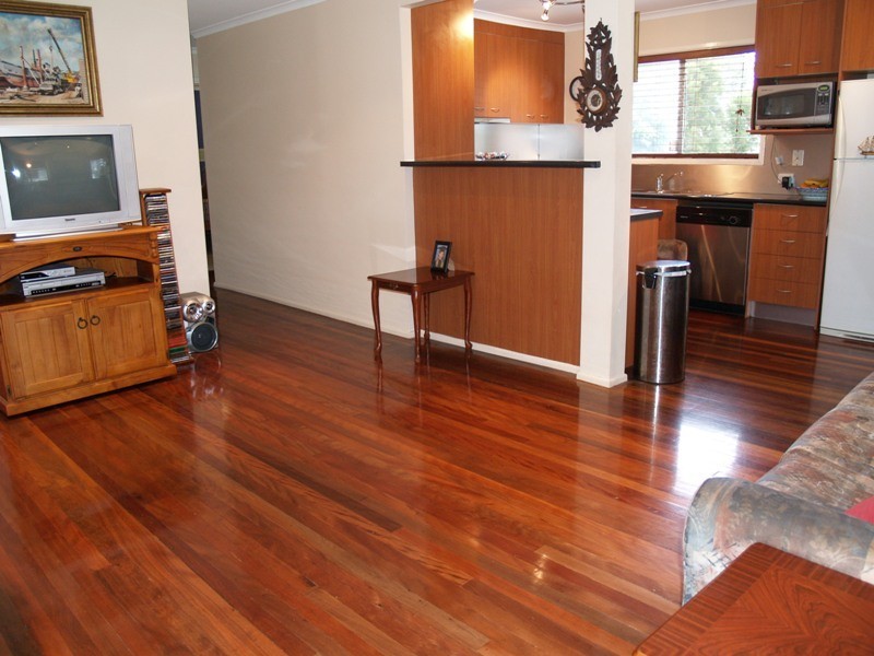 Crestmead QLD 4132