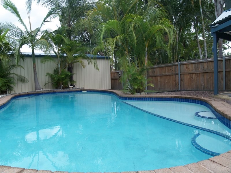 Crestmead QLD 4132