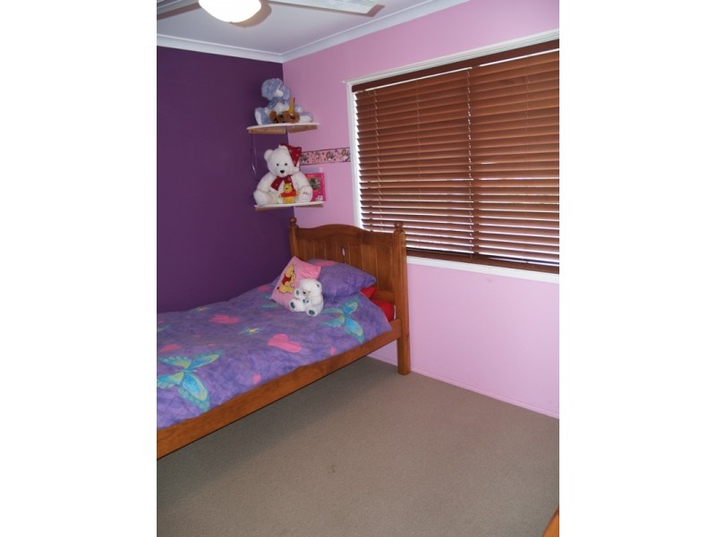 Crestmead QLD 4132