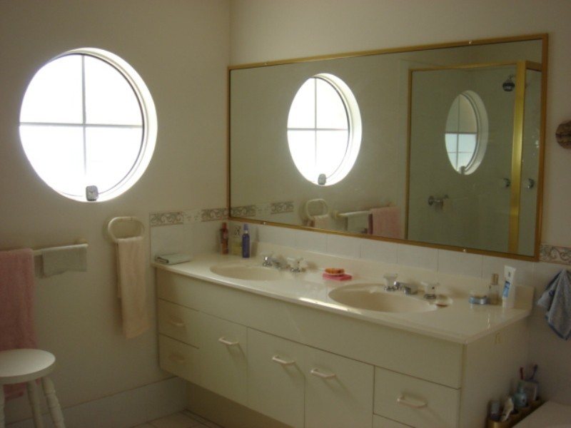 4 Poinciana Place, Eight Mile Plains QLD 4113