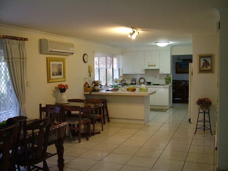 21 MAYWOOD STREET, Calamvale QLD 4116