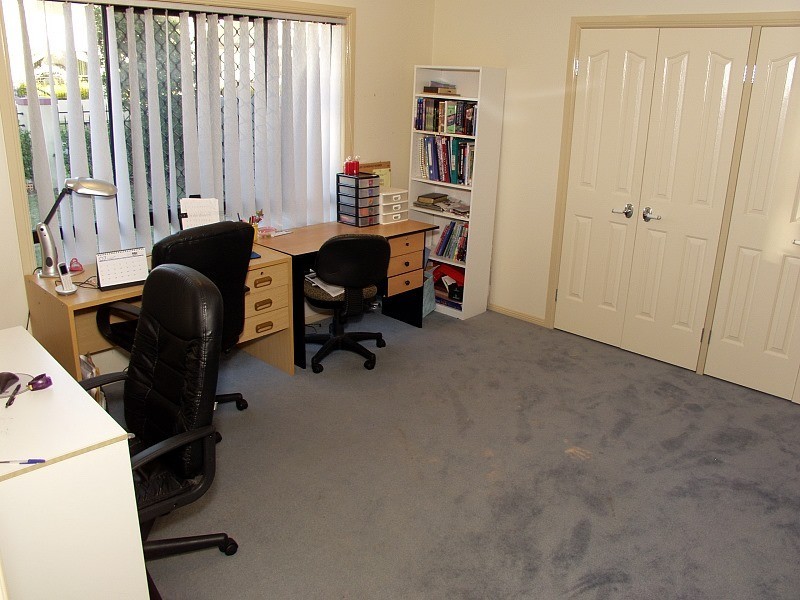 9 Lily Circuit, Kuraby QLD 4112