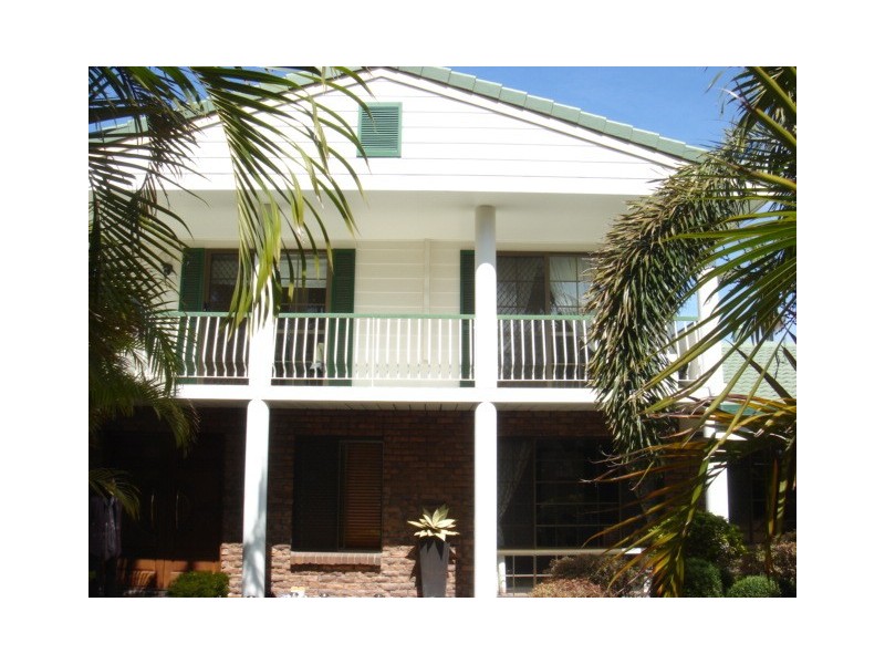 65 Oakleaf Street, Eight Mile Plains QLD 4113