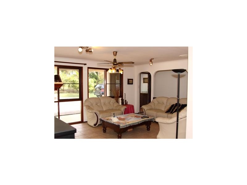 106 Padstow Road, Eight Mile Plains QLD 4113