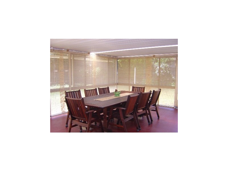 15 Alcheringa Place, Robertson QLD 4109