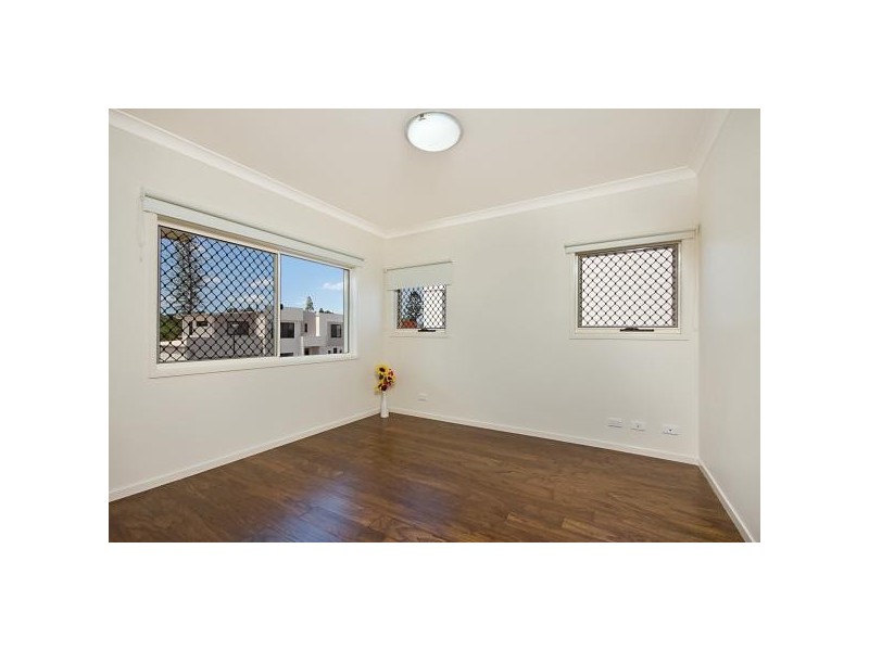 14 Hoop Pine Place, Sunnybank Hills QLD 4109