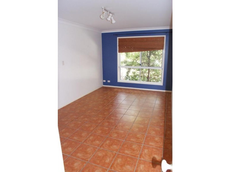 16 Haylett Rise, Regents Park QLD 4118