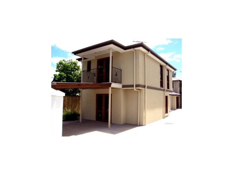 11 Wallace Street, Moorooka QLD 4105