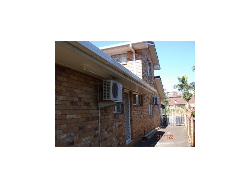 8 Metropole Street, Robertson QLD 4109