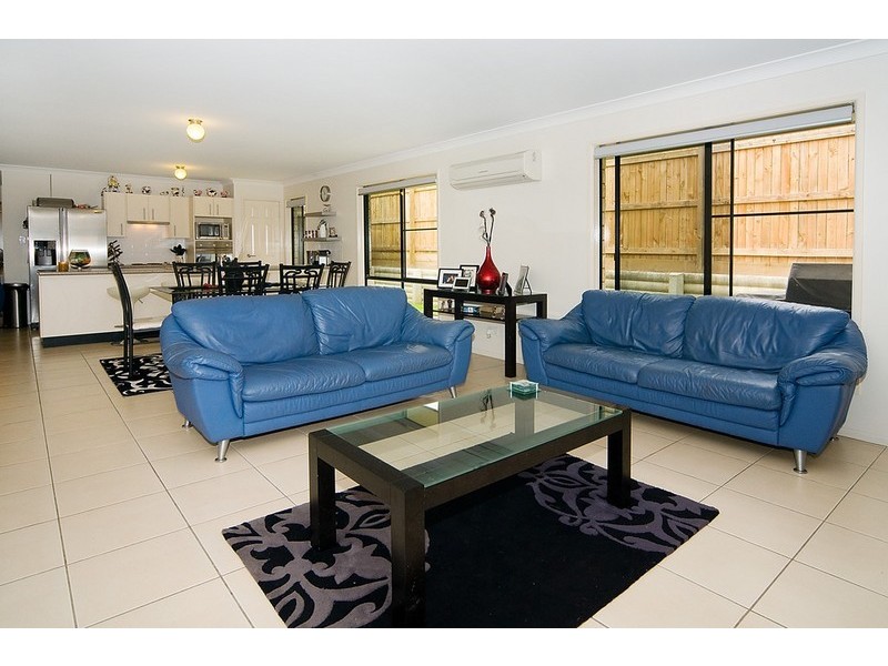 29  Bobbie Street, Parkinson QLD 4115