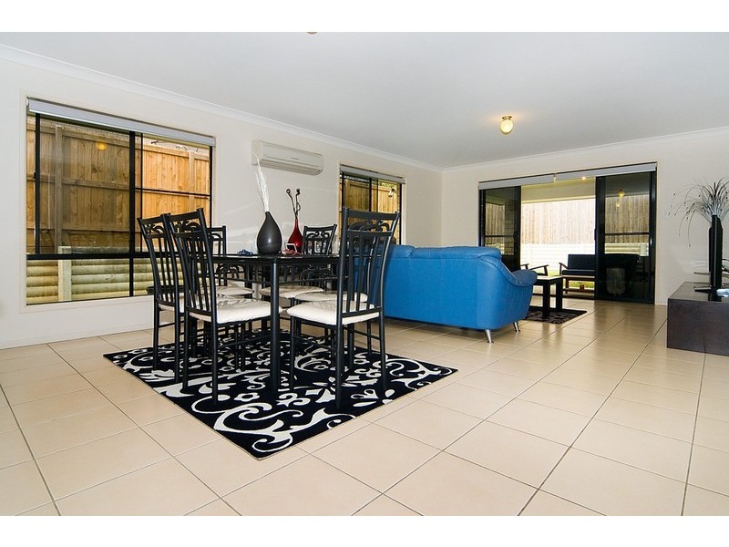 29  Bobbie Street, Parkinson QLD 4115