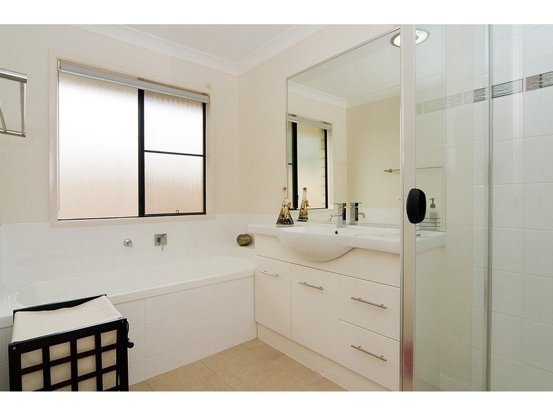 29  Bobbie Street, Parkinson QLD 4115